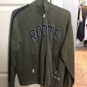 Men’s zip up roots sweater